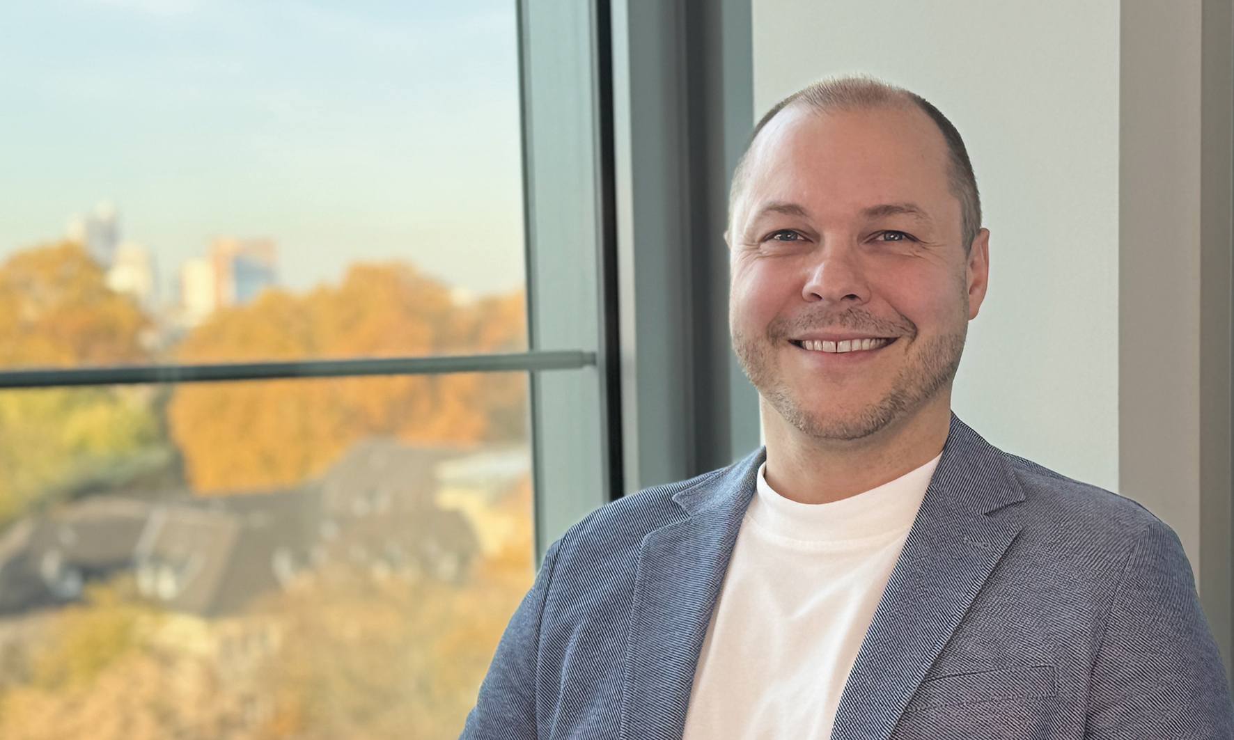 Jérome Erdmann. Lead Master Data Services. I have been passionately dedicated to optimising product data and integrating it into business processes.